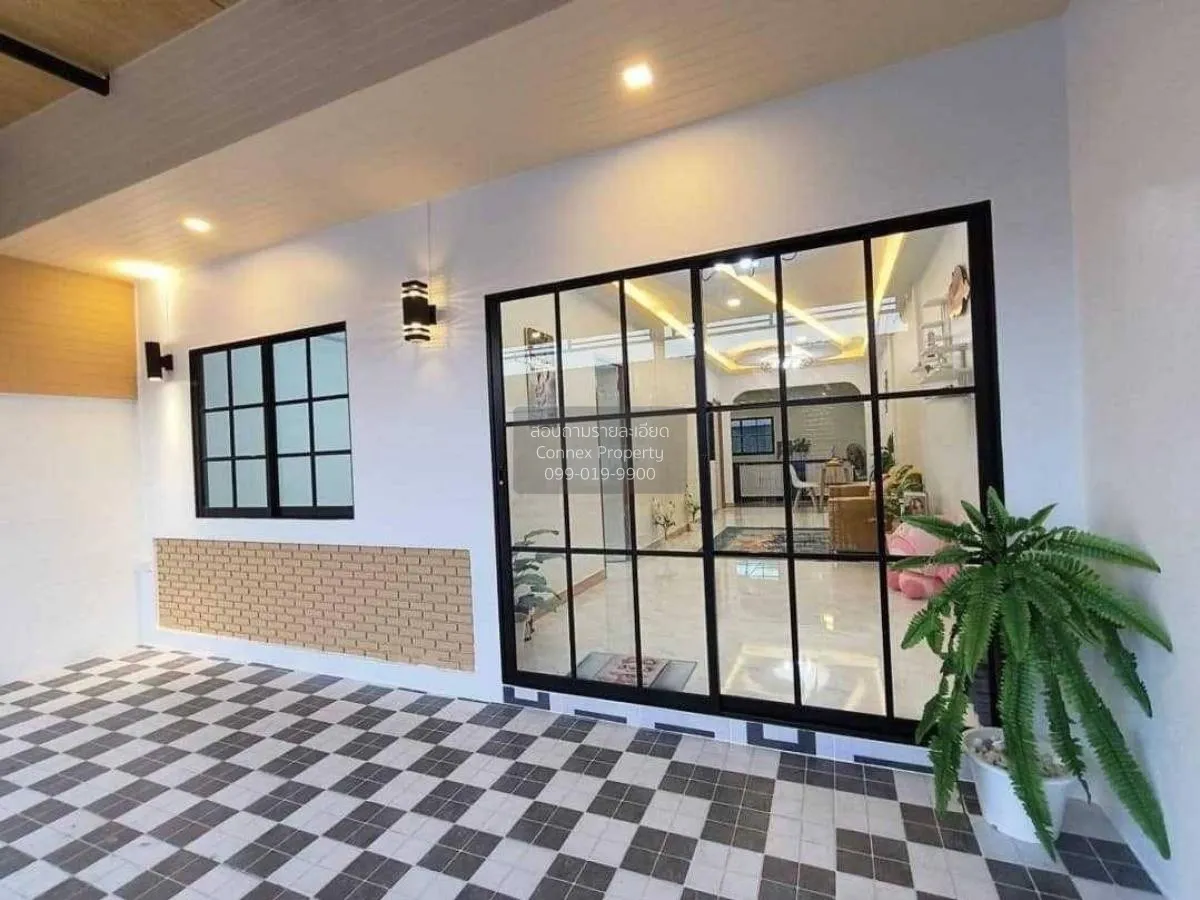 ขายทาวน์เฮ้าส์/ทาวน์โฮม  หมู่บ้านเฟื่องฟ้า วิลเลจ รีโนเวทใหม่ บาง 3