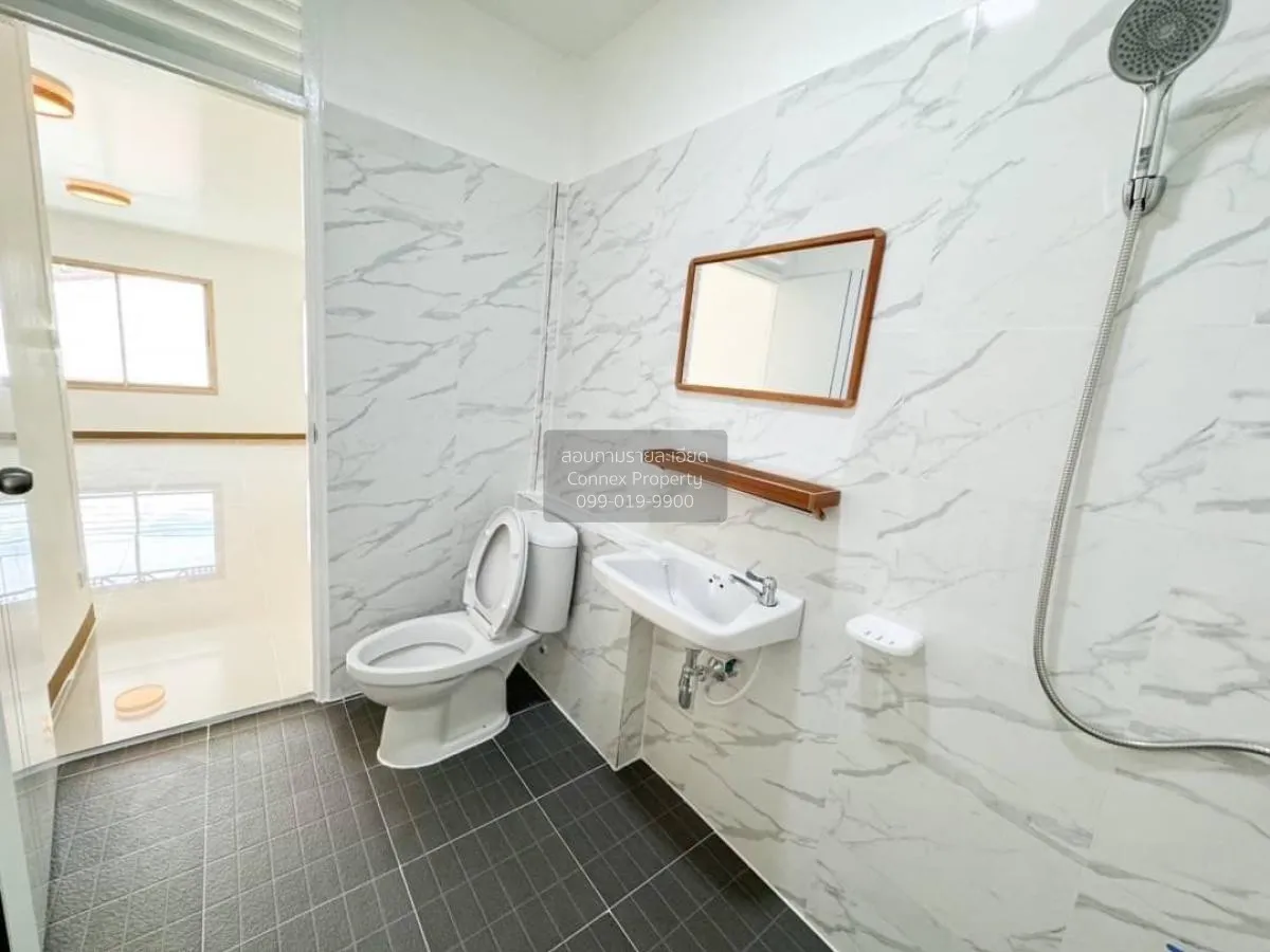 For Sale Townhouse/Townhome  , Baan Piya Wararom 3  , Sai Noi , S