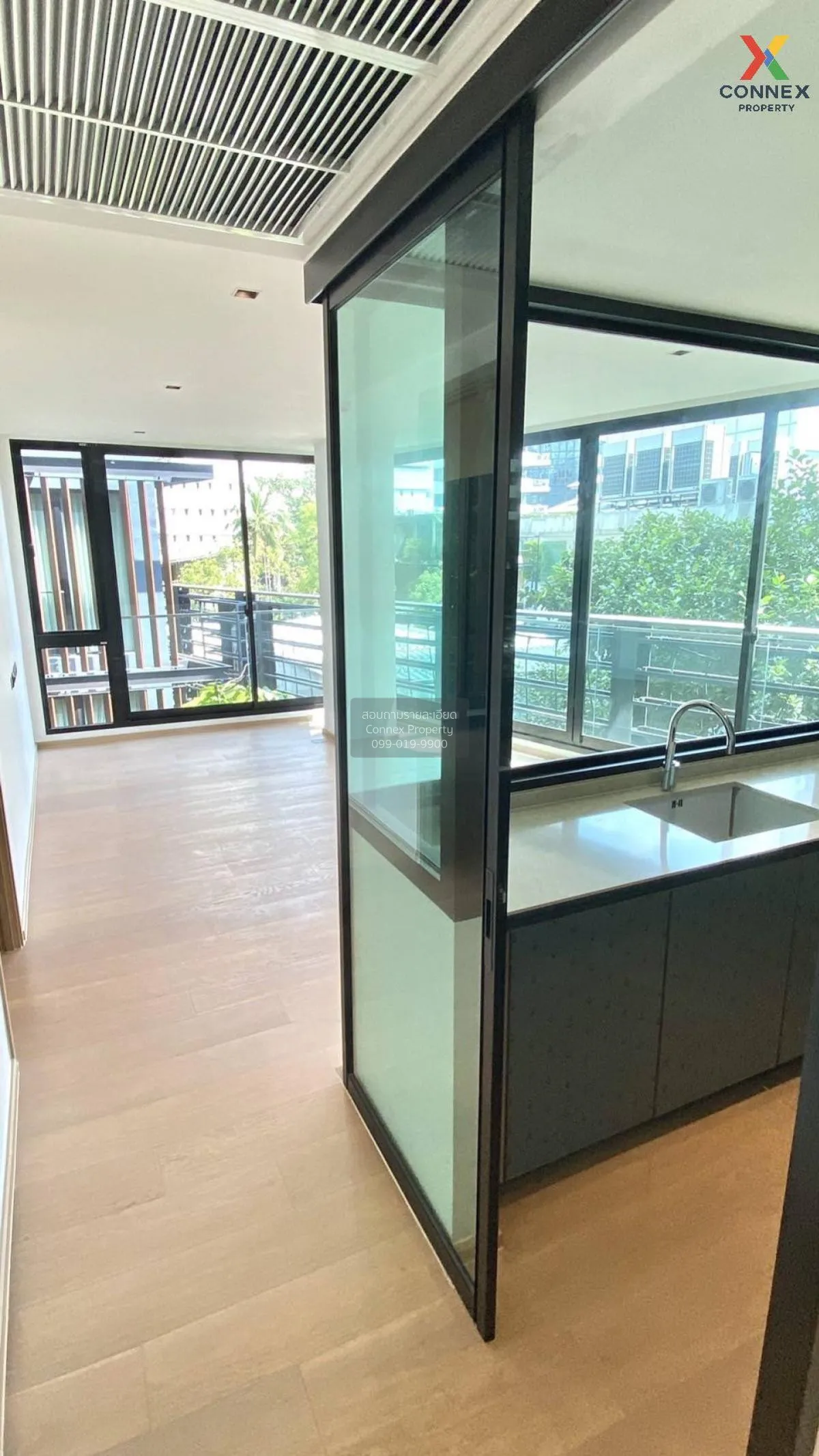 ขายคอนโด  เฉลิมนิจ อาร์ท เดอ เมซง สุขุมวิท 53 ห้องมุม BTS-ทองหล่อ