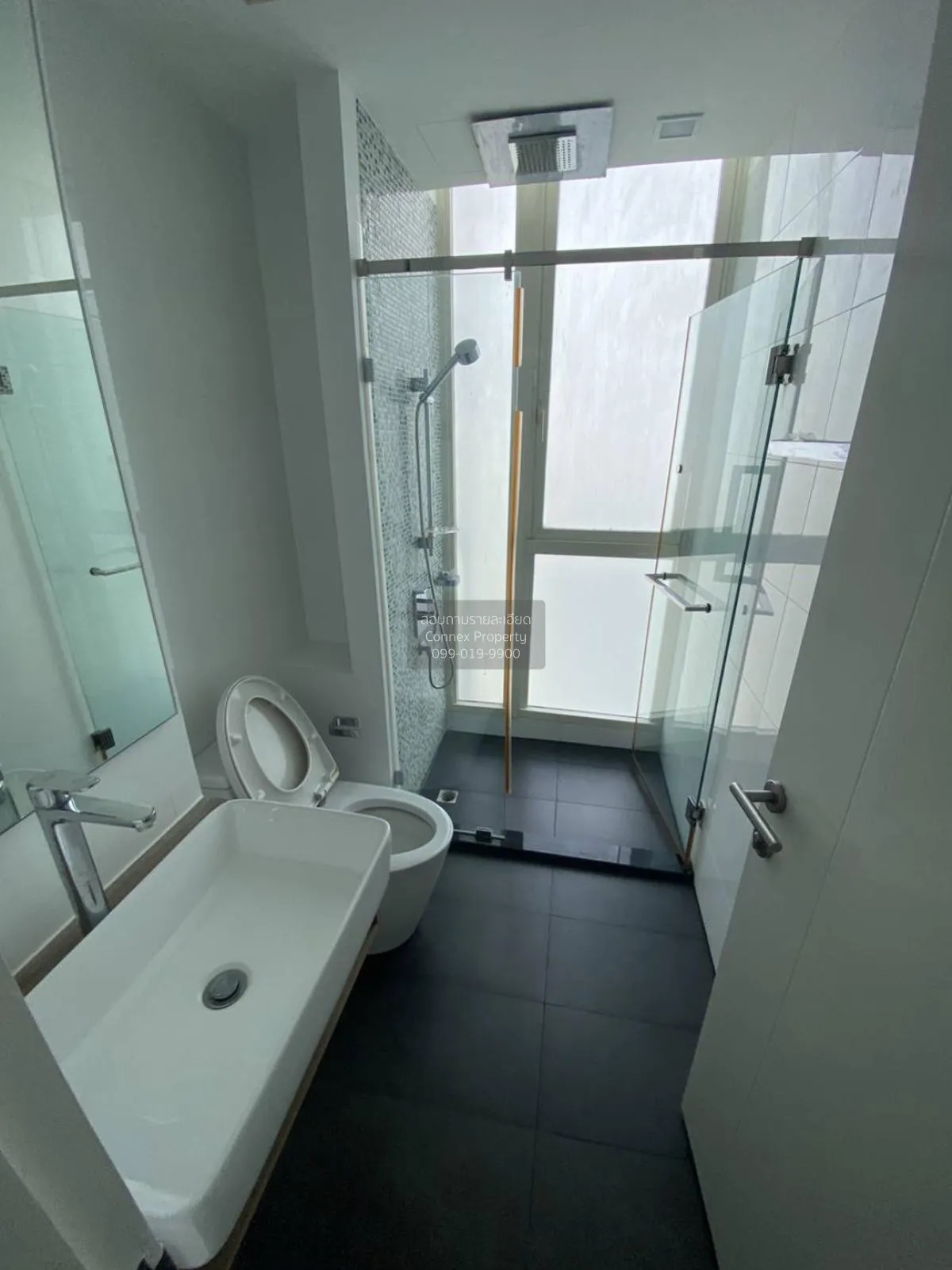 For Sale Condo , A Space ID Asoke-Ratchada , corner unit , wide f