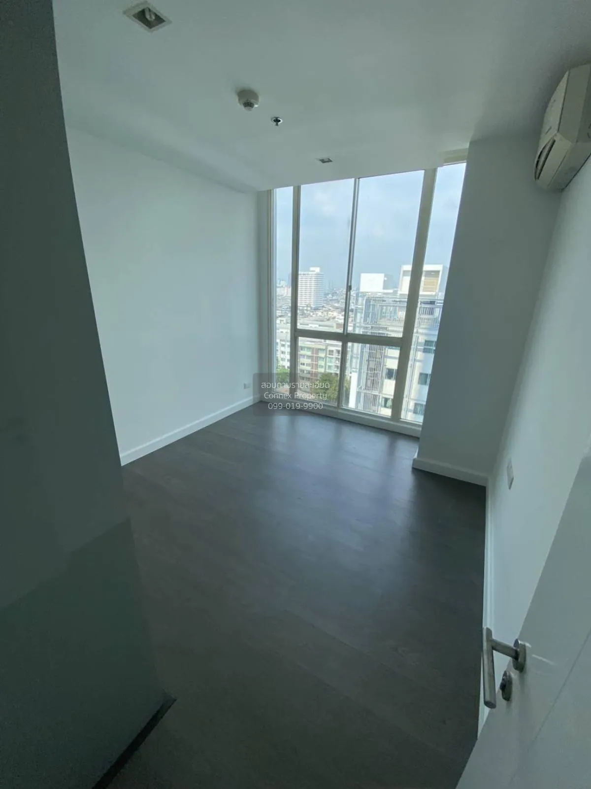 For Sale Condo , A Space ID Asoke-Ratchada , corner unit , wide f 2