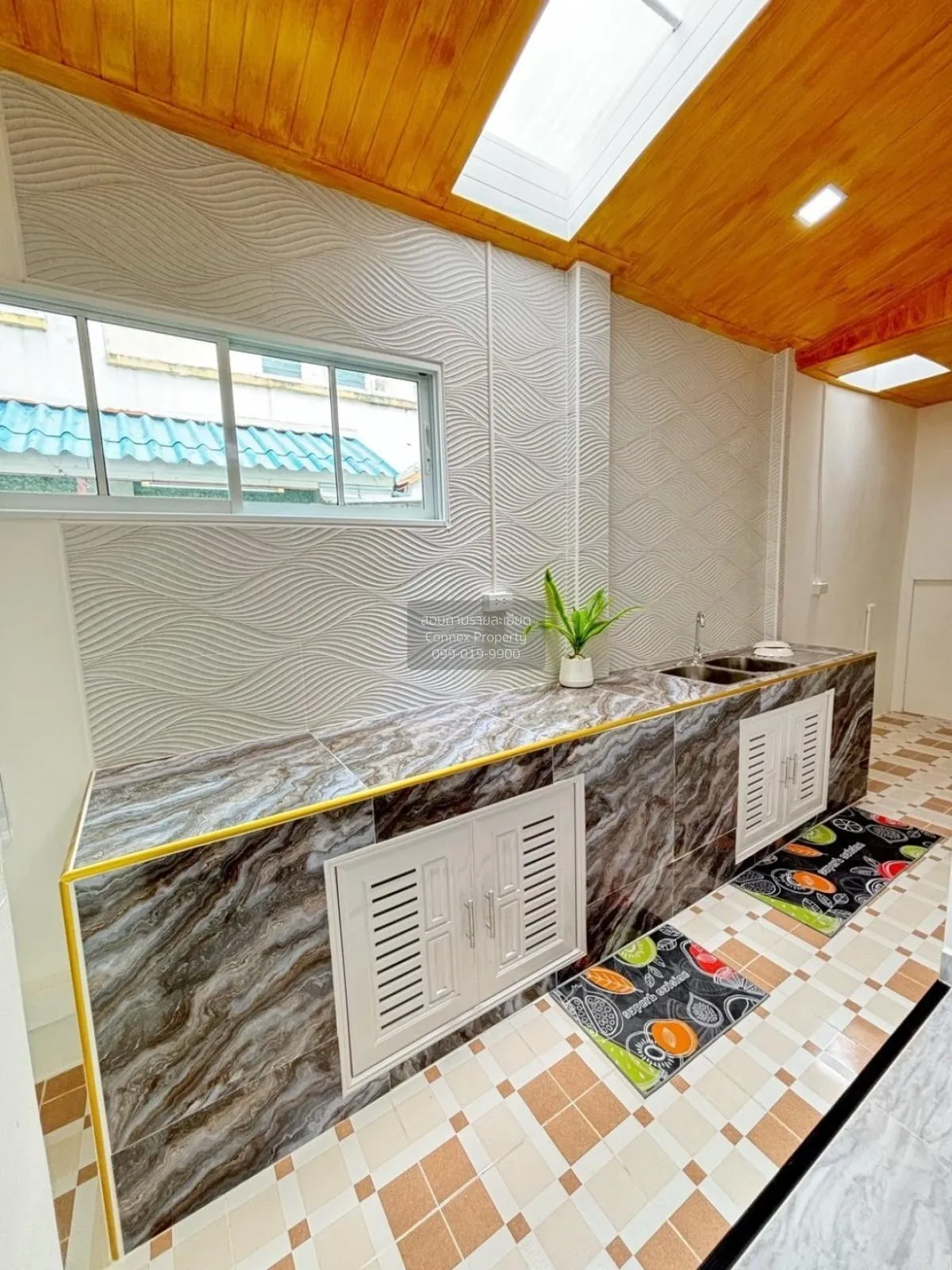 For Sale Townhouse/Townhome  , Baan Poonsin Thani 3 , newly renov