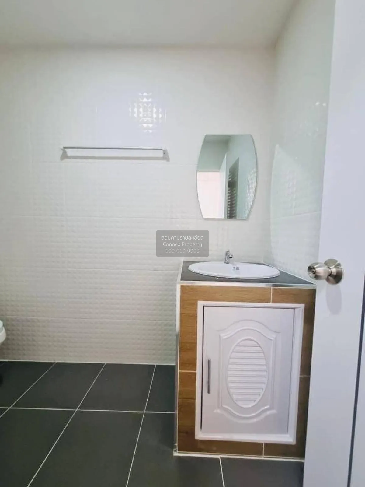 ขายทาวน์เฮ้าส์/ทาวน์โฮม  บ้านพระปิ่น 3 MRT-ตลาดบางใหญ่ บางแม่นาง 