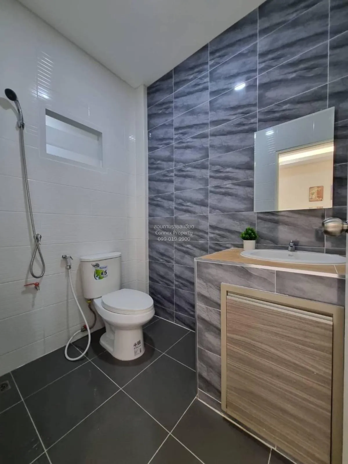 ขายทาวน์เฮ้าส์/ทาวน์โฮม  บ้านพารวย บางบัวทอง ละหาร บางบัวทอง นนทบ