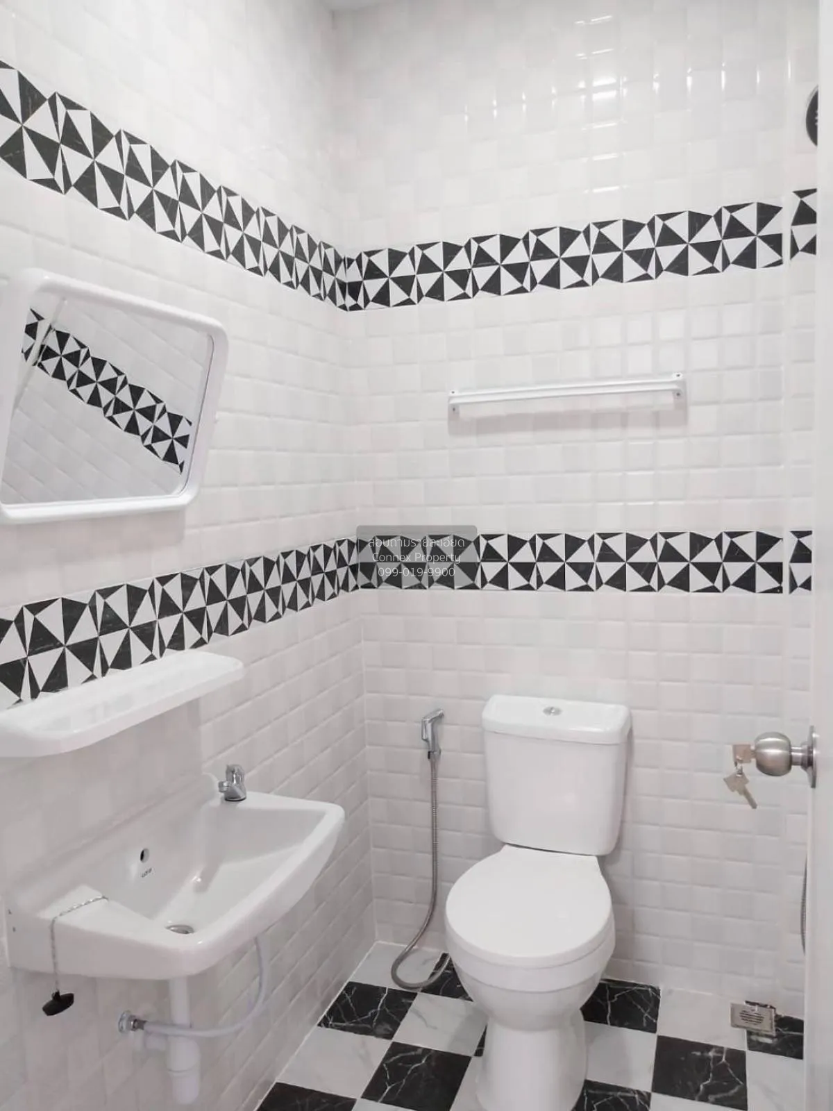 ขายทาวน์เฮ้าส์/ทาวน์โฮม  ชุมชนร่วมพัฒนาสินอนันต์ รีโนเวทใหม่ โคกแ