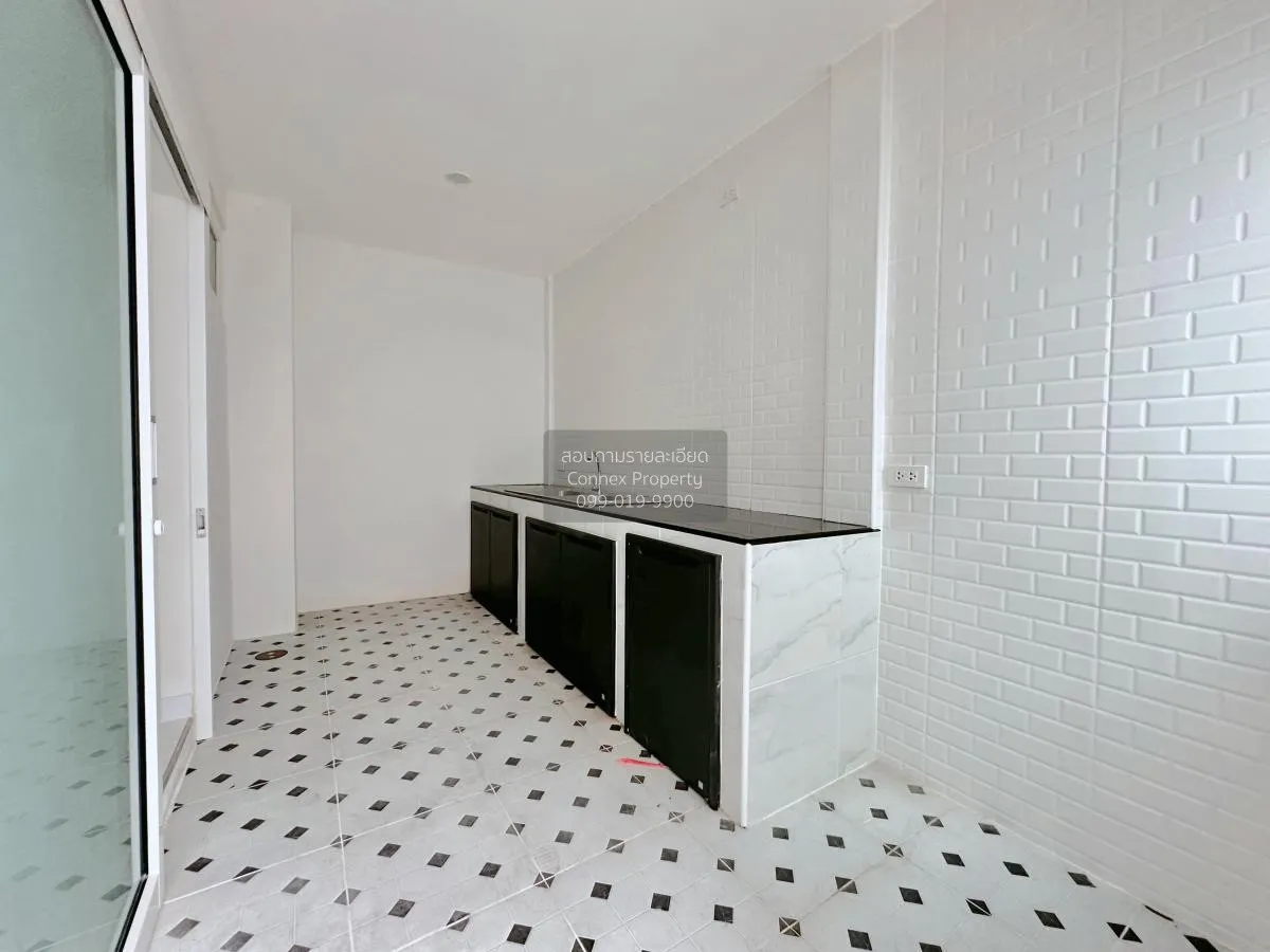 For Sale Townhouse/Townhome  , Chat Kaeo Bang Kapi Village , MRT-