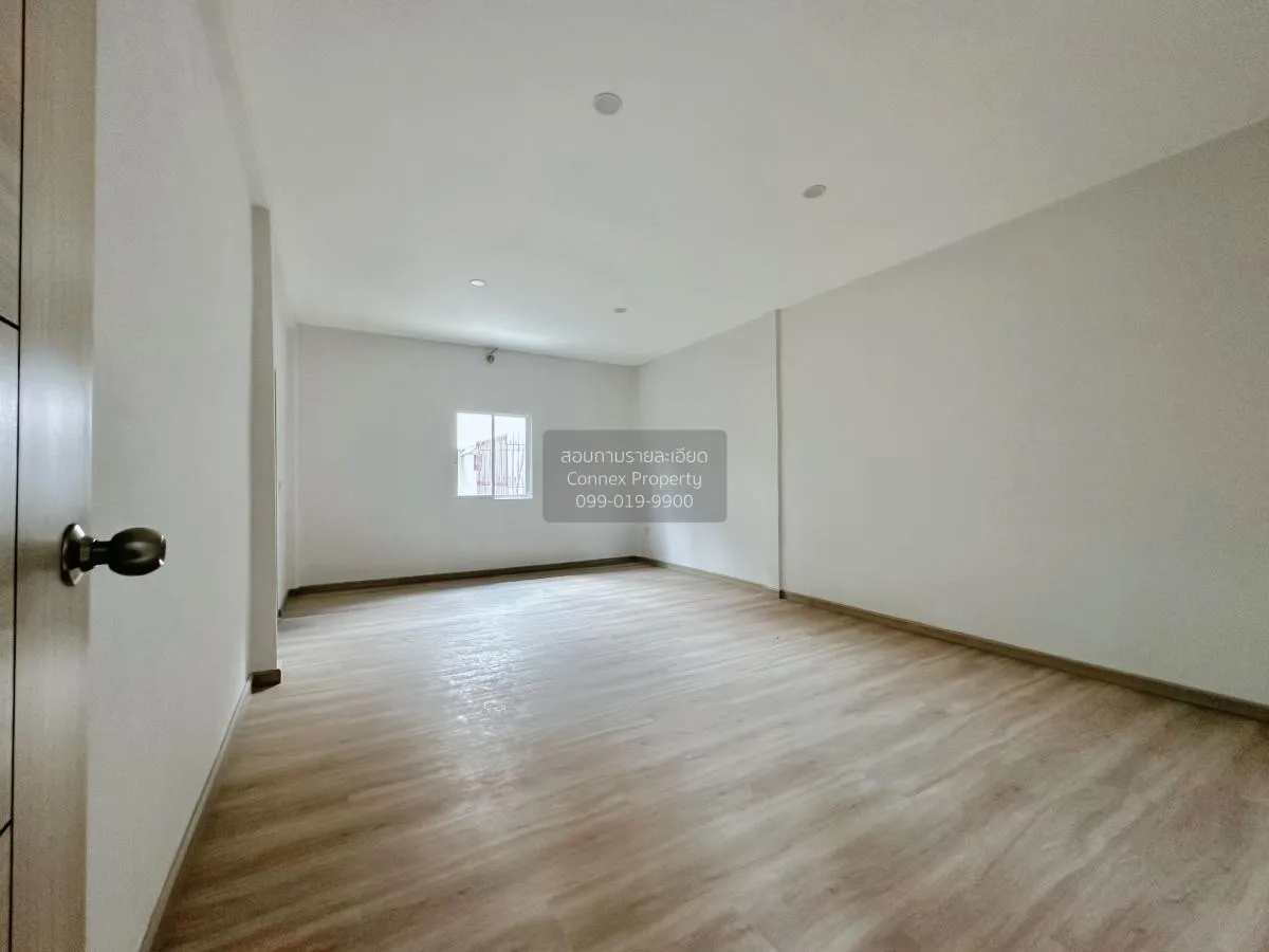 For Sale Townhouse/Townhome  , Chat Kaeo Bang Kapi Village , MRT-