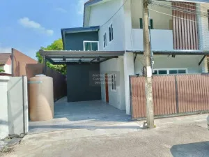 ขายทาวน์เฮ้าส์/ทาวน์โฮม  หมู่บ้าน ฉัตรแก้ว บางกะปิ MRT-บางกะปิ (สายสีเหลือง) คลองจั่น เขต บางกะปิ กรุงเทพ CX-108820