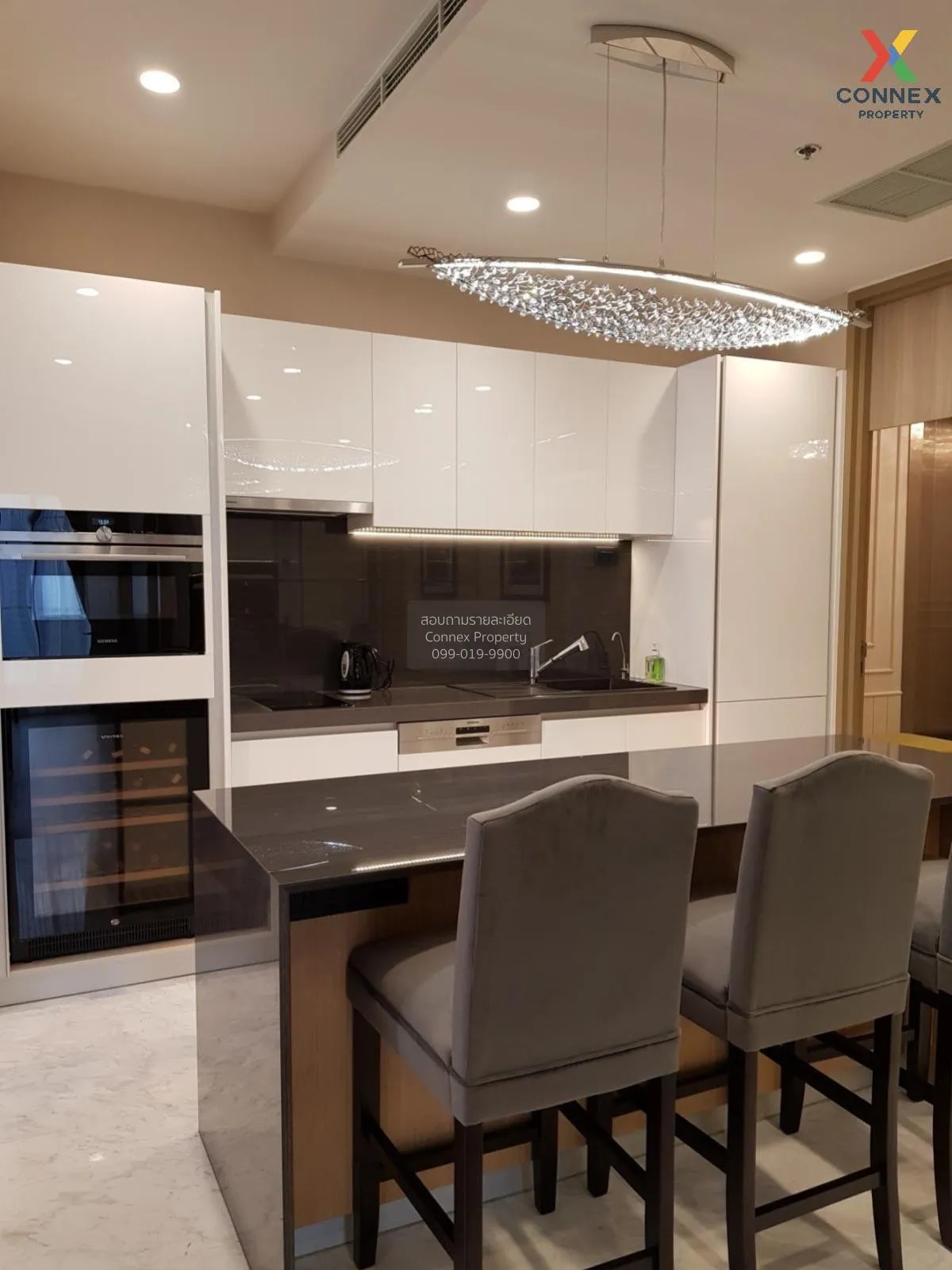 For Sale Condo , Noble Ploenchit , nice view , high floor , corne