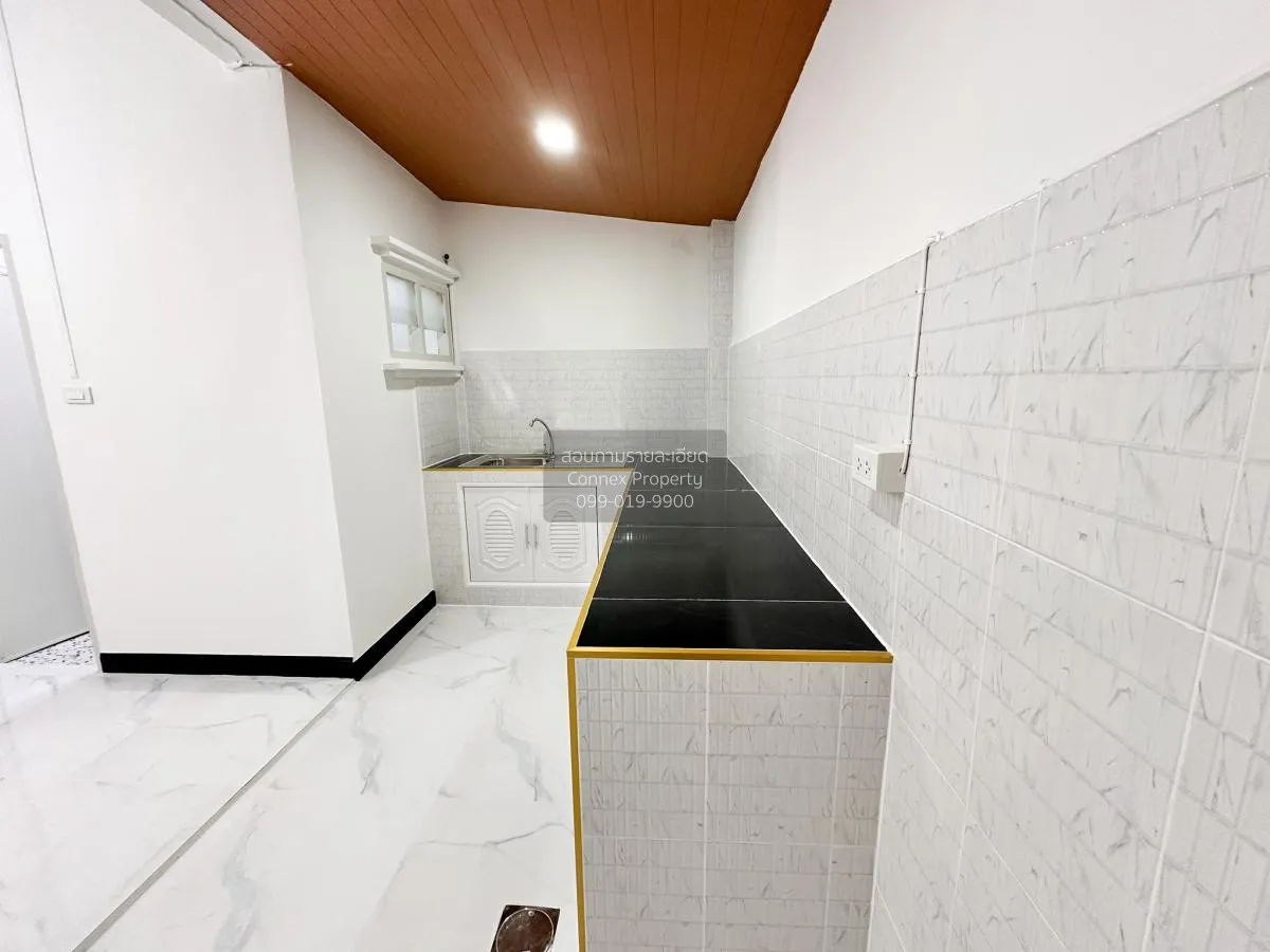 ขายทาวน์เฮ้าส์/ทาวน์โฮม  บ้านเต็มรัก รีโนเวทใหม่ บางคูรัด บางบัวท