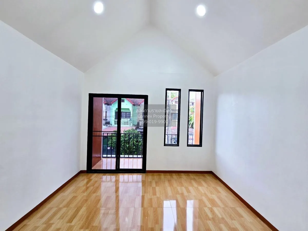For Sale Townhouse/Townhome  , Lert Ubon Watcharapol Ramintra , c