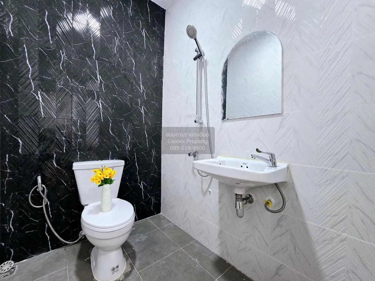 For Sale Townhouse/Townhome  , Lert Ubon Watcharapol Ramintra , c