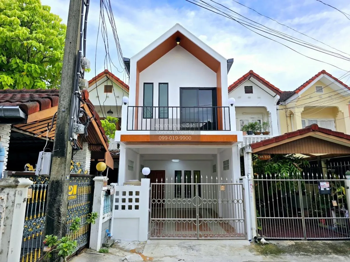 For Sale Townhouse/Townhome  , Lert Ubon Watcharapol Ramintra , c 1