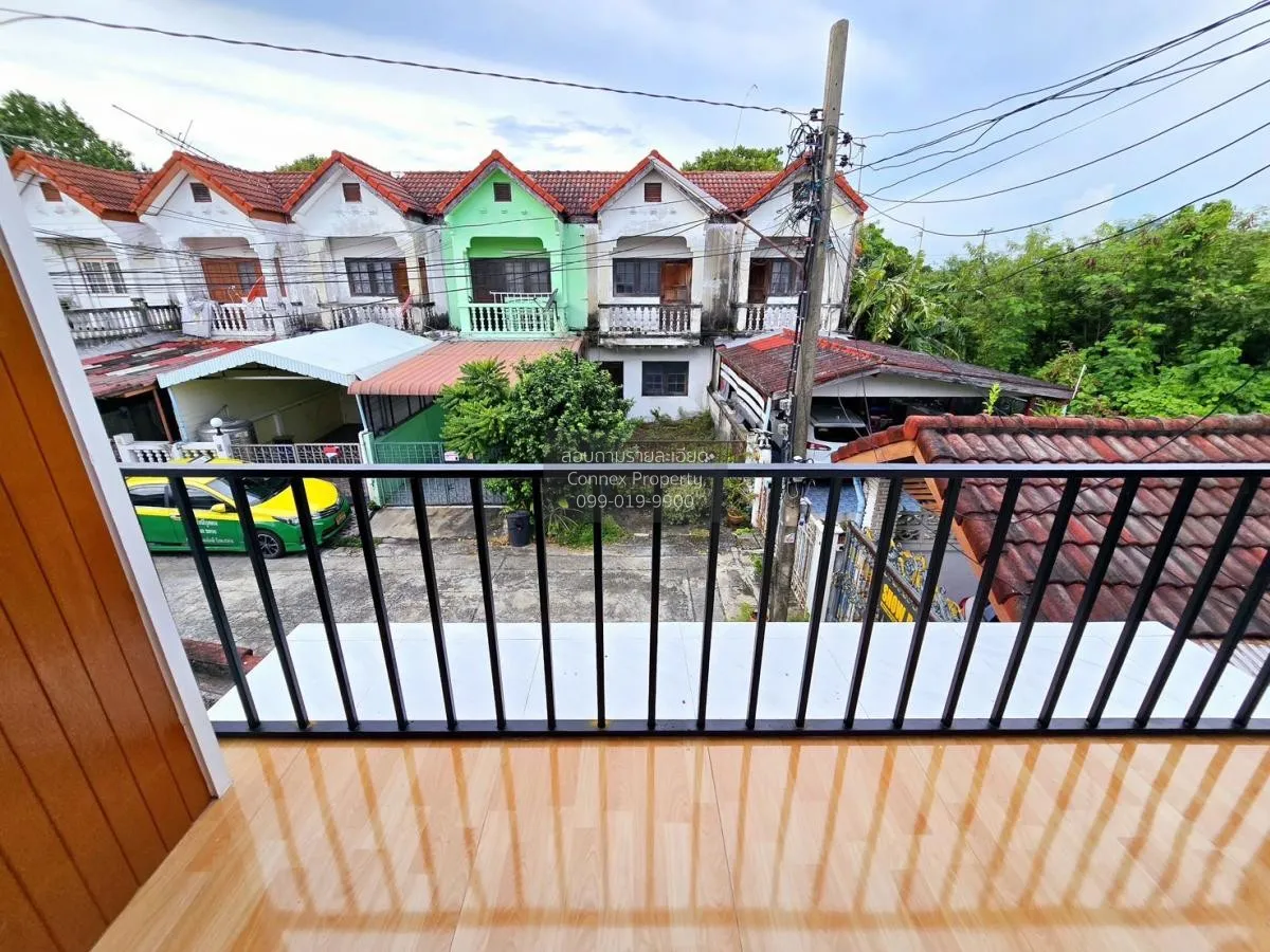 For Sale Townhouse/Townhome  , Lert Ubon Watcharapol Ramintra , c