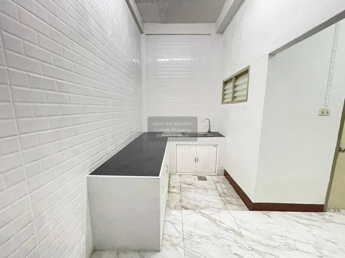 ขายทาวน์เฮ้าส์/ทาวน์โฮม  เลิศอุบล วัชรพล รามอินทรา รีโนเวทใหม่ ท่