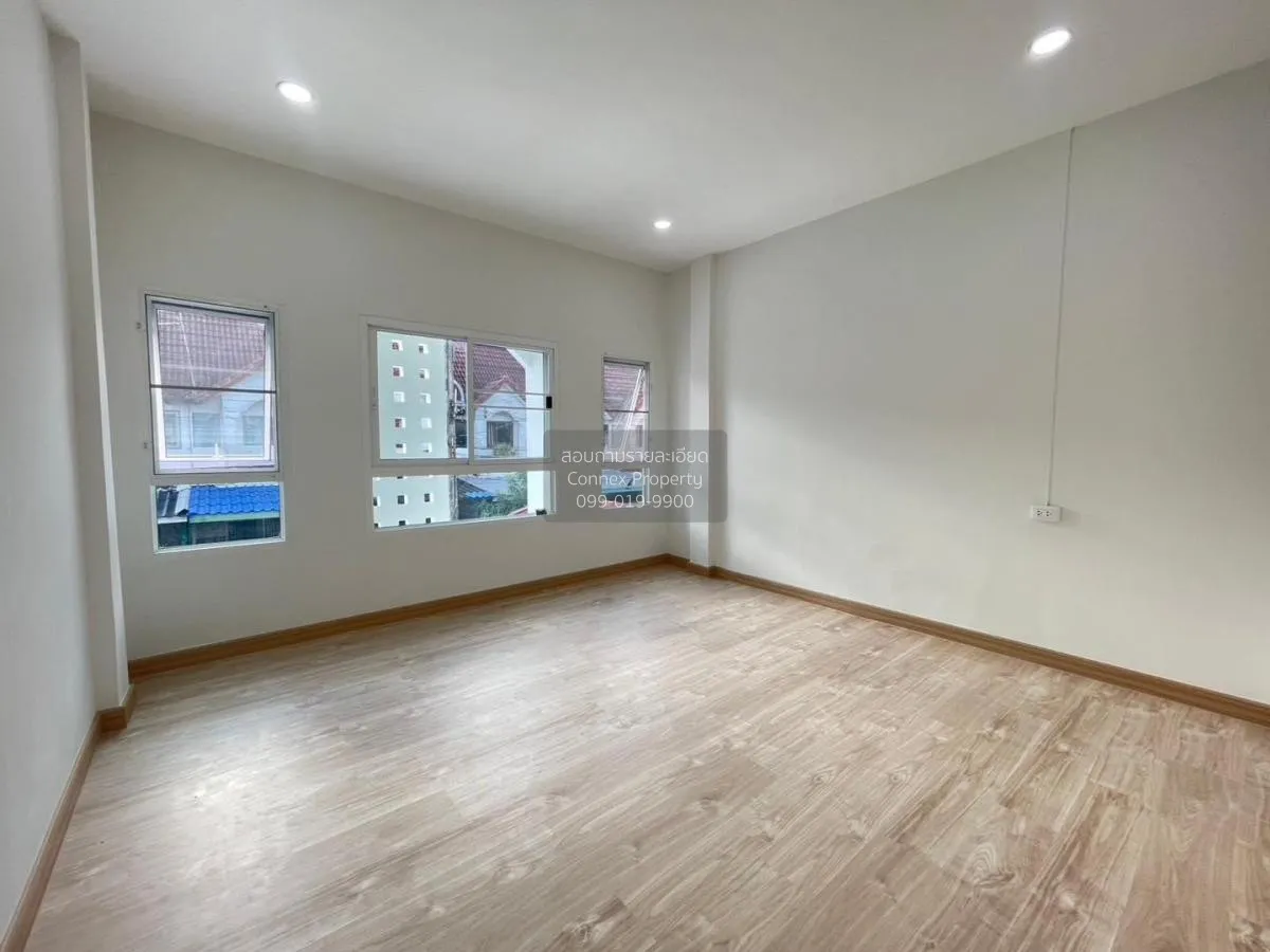 For Sale Townhouse/Townhome  , Klang Soi Village 2 , newly renova