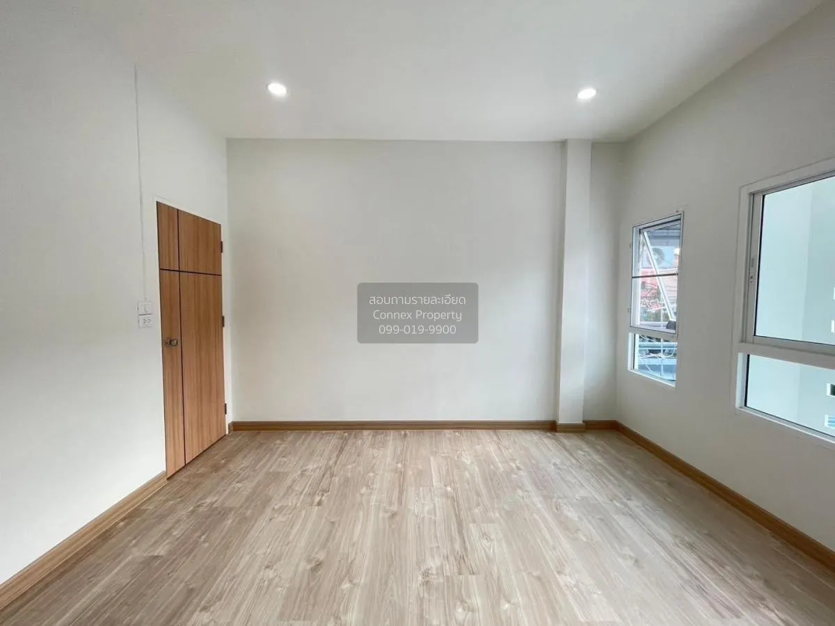 For Sale Townhouse/Townhome  , Klang Soi Village 2 , newly renova