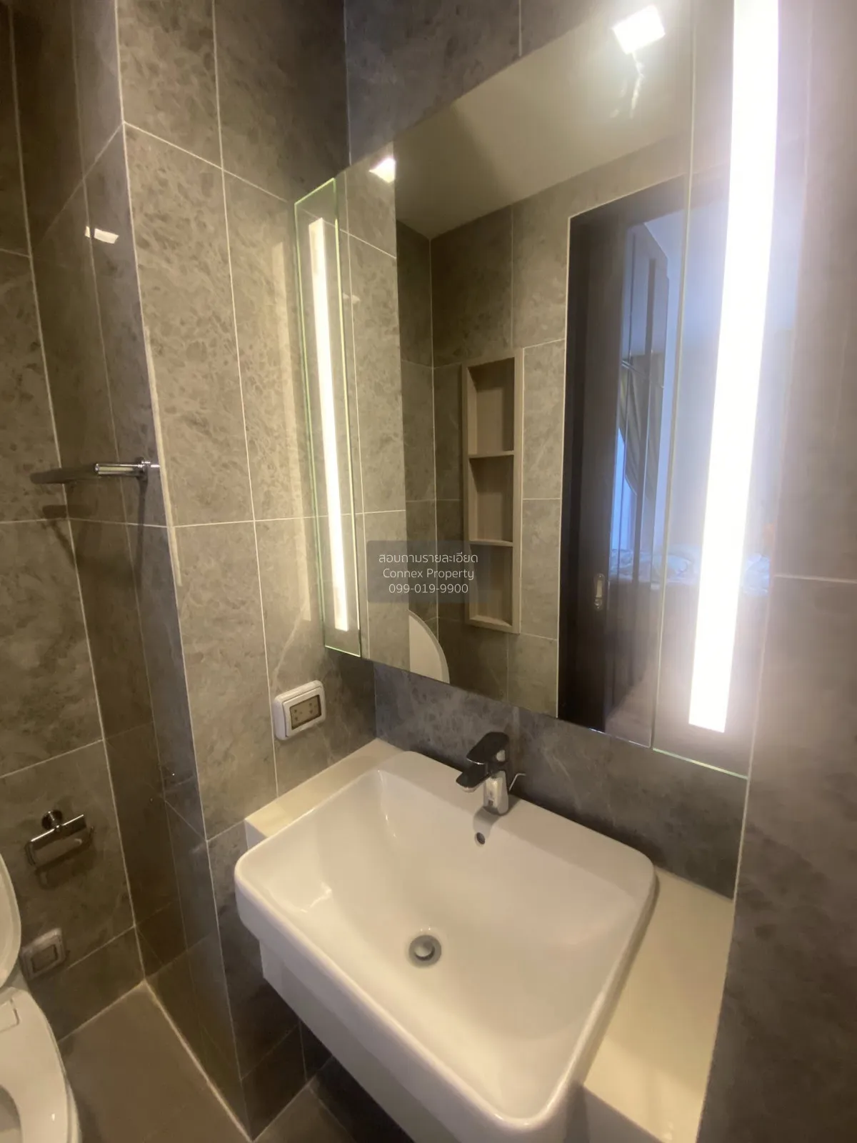 For Rent Condo , Noble Around Ari , BTS-Ari , Sam Sen Nai , Phaya