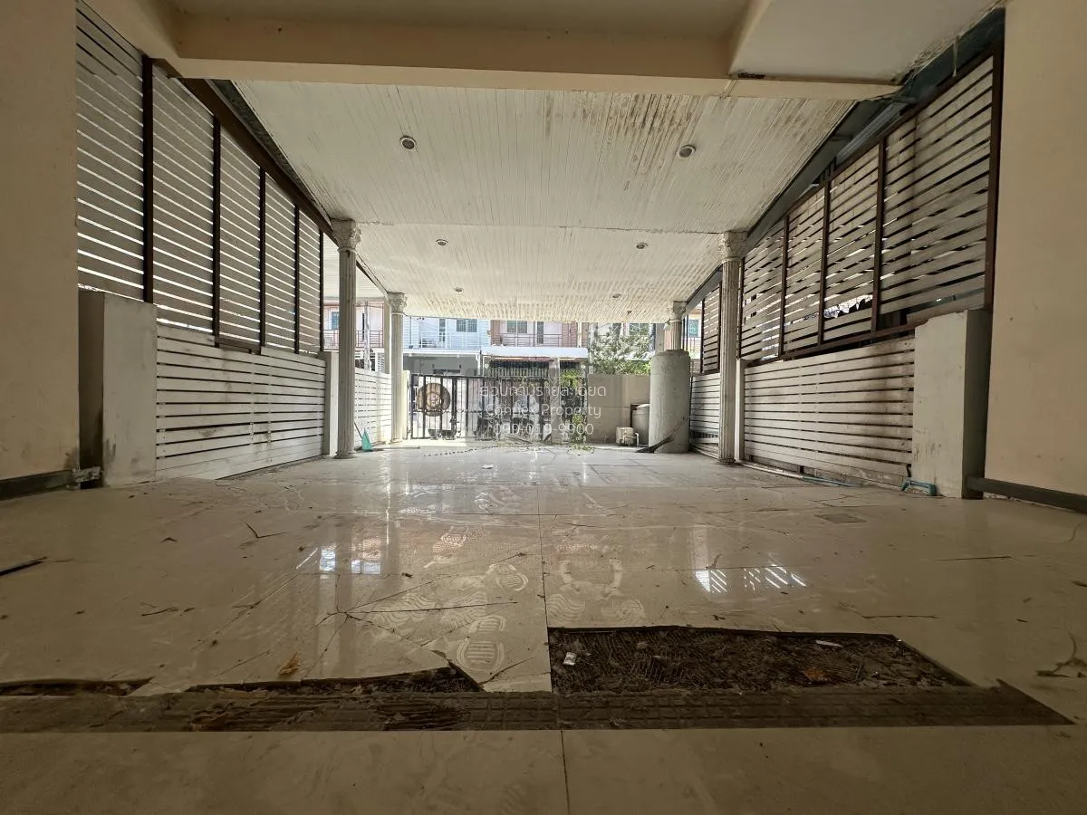 ขายทาวน์เฮ้าส์/ทาวน์โฮม  ไอลีฟ ทาวน์ ลำลูกกา – คลอง 3 ลาดสวาย ลำล 4