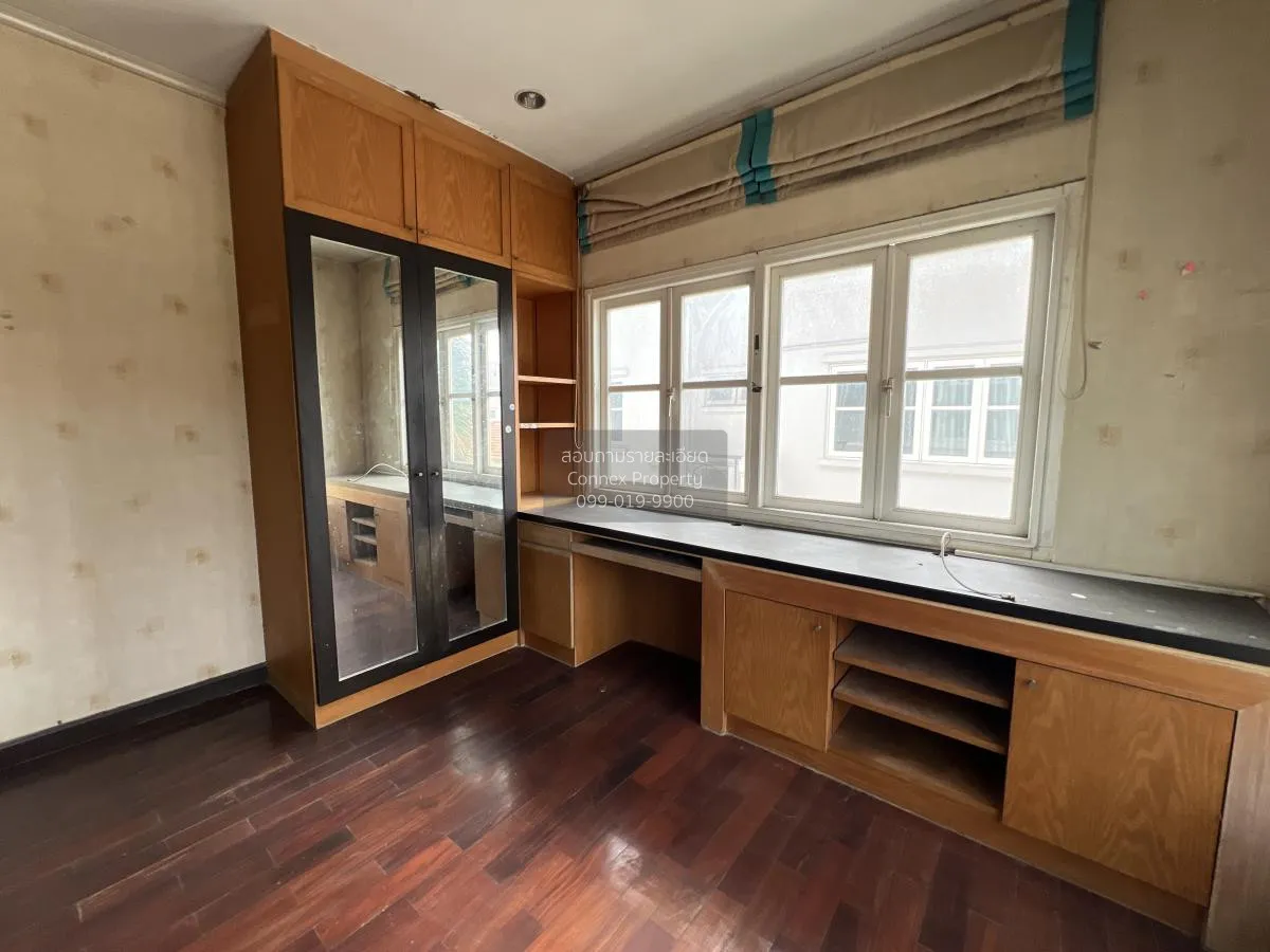 ขายบ้าน  ภัสสร 7 ดิ อิลิแกนซ์ รัตนาธิเบศร์ บางรักใหญ่ บางบัวทอง น