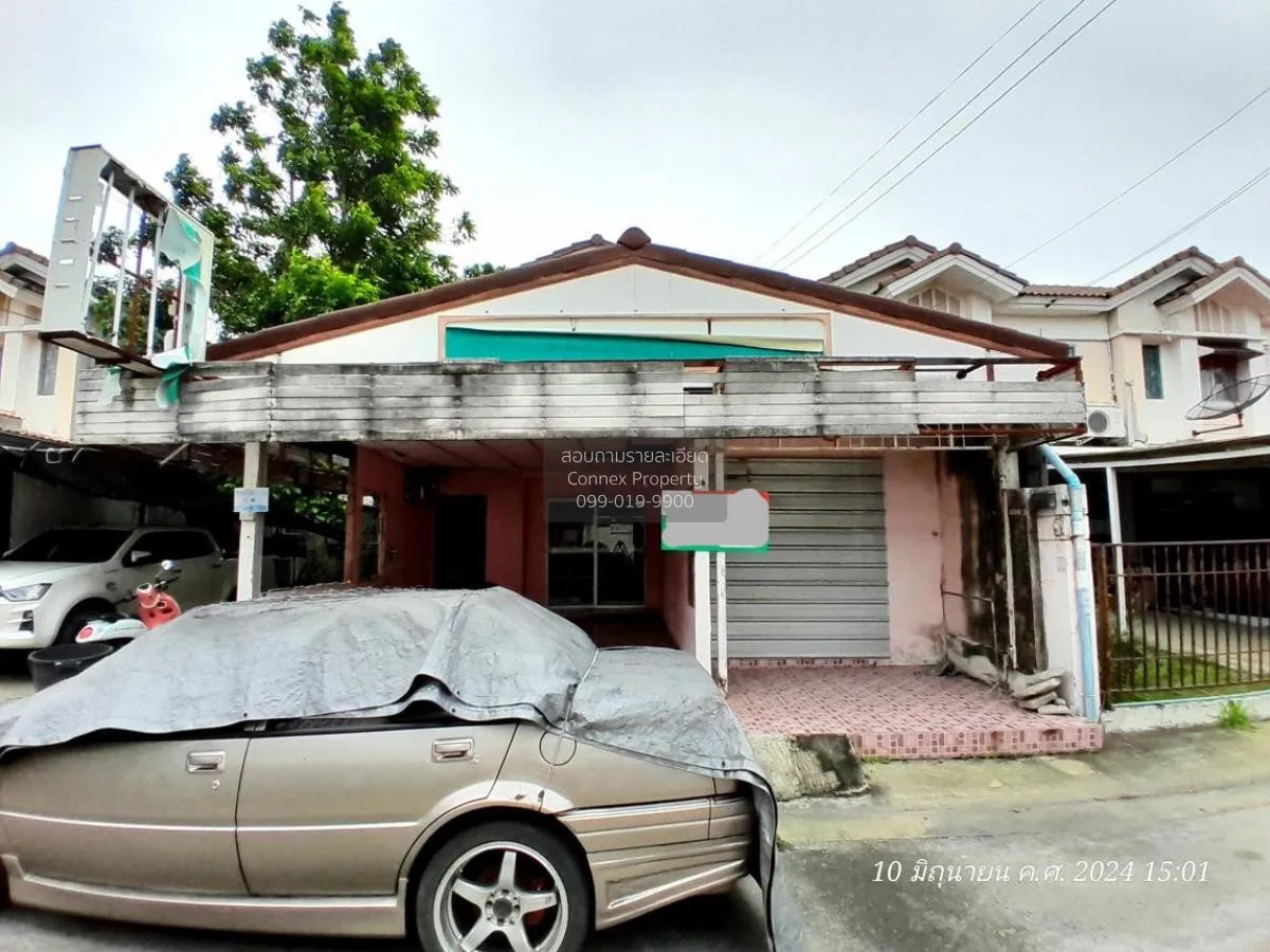 For Sale House , Baan Pruksa 51 Chalongkrung , Lam Pla Thiw , Lat 1