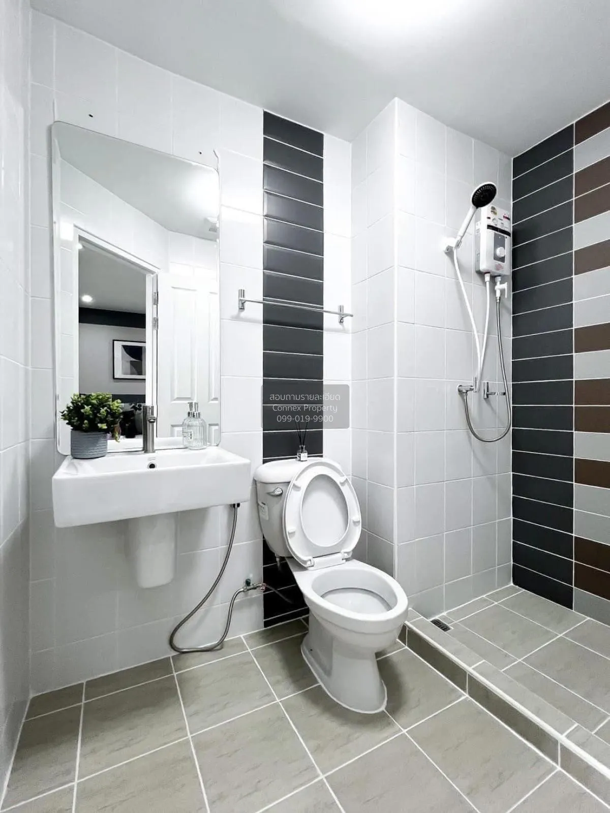 เช่าคอนโด  เดอะทรัสต์ เรสซิเดนท์ พระราม 3 ช่องนนทรี เขต ยานนาวา ก