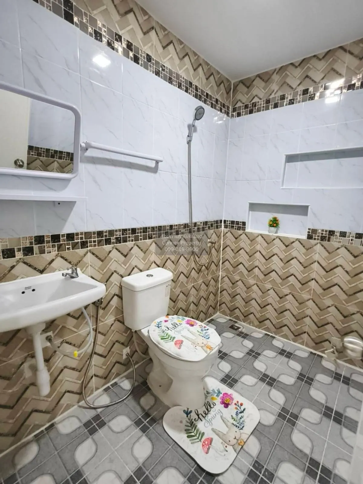 ขายทาวน์เฮ้าส์/ทาวน์โฮม  เค.ซี. คลัสเตอร์ รามอินทรา - ซาฟารี รีโน