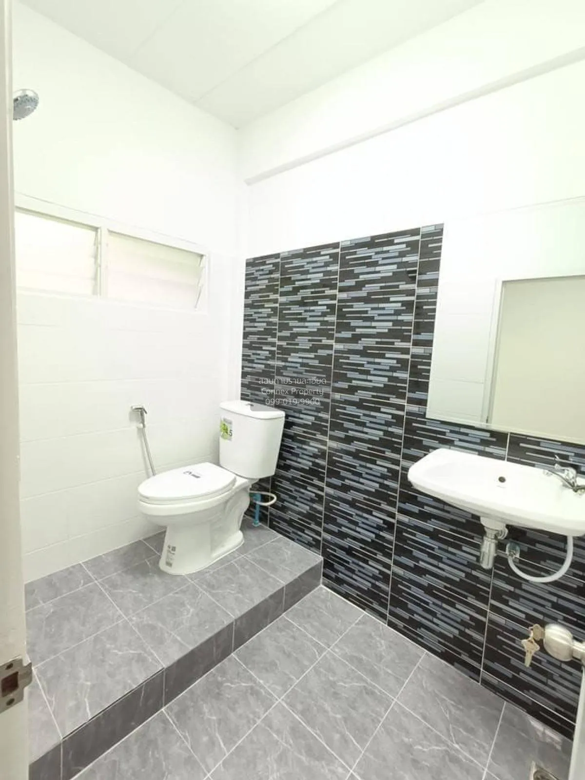 ขายทาวน์เฮ้าส์/ทาวน์โฮม  บ้านรัตนาธิเบศร์ MRT-ตลาดบางใหญ่ บางรักพ