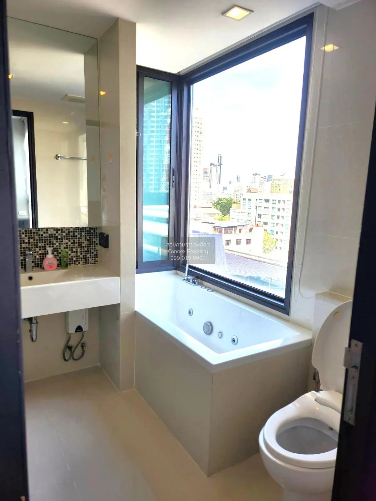 For Sale Condo , RHYTHM Sukhumvit 44/1 , BTS-Phra Khanong , Phra 