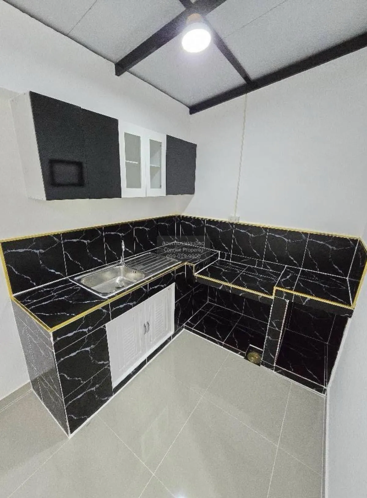 For Sale Townhouse/Townhome  , Baan Nakhonthong Park ville 2 , Sa