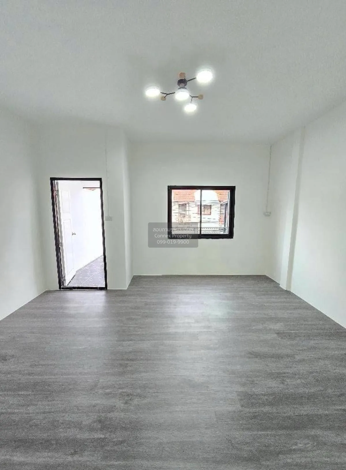 For Sale Townhouse/Townhome  , Baan Nakhonthong Park ville 2 , Sa