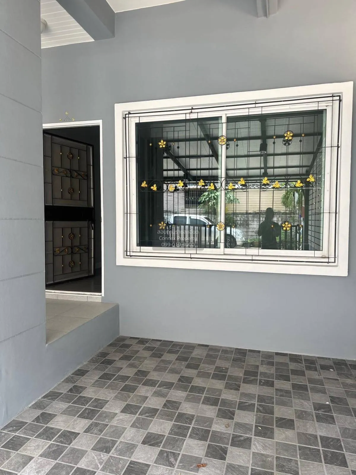 ขายทาวน์เฮ้าส์/ทาวน์โฮม  บ้านฟ้านันทวัน หทัยราษฎร์ รีโนเวทใหม่ มี 2