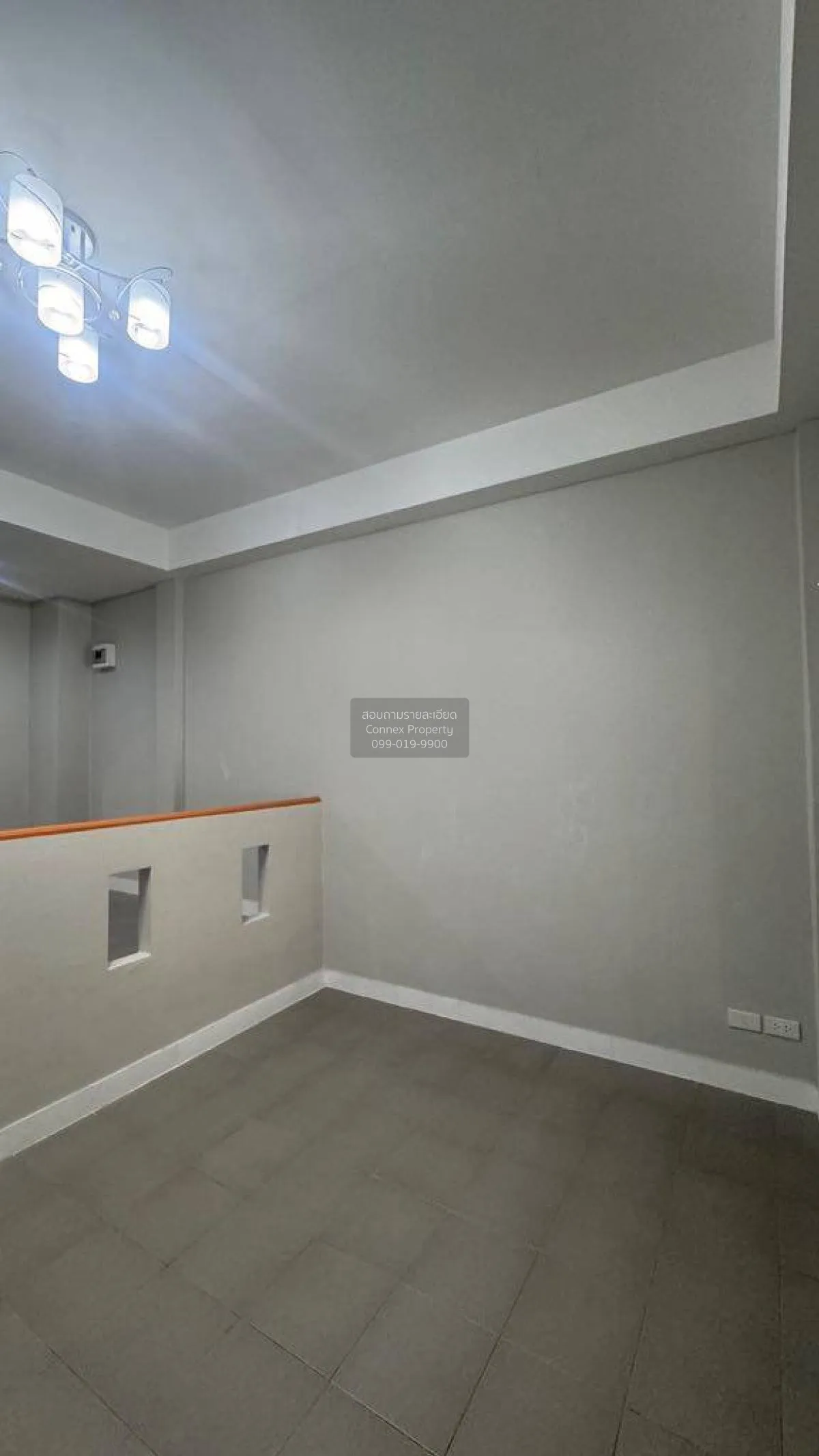 ขายทาวน์เฮ้าส์/ทาวน์โฮม  บ้านฟ้านันทวัน หทัยราษฎร์ รีโนเวทใหม่ มี 4