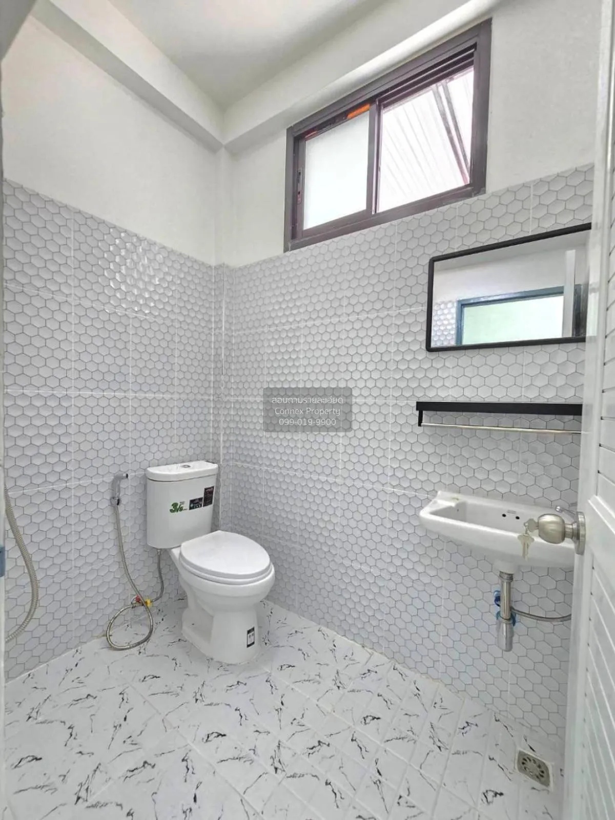 ขายทาวน์เฮ้าส์/ทาวน์โฮม  เรวดี 1 ตลาดขวัญ เมืองนนทบุรี นนทบุรี CX