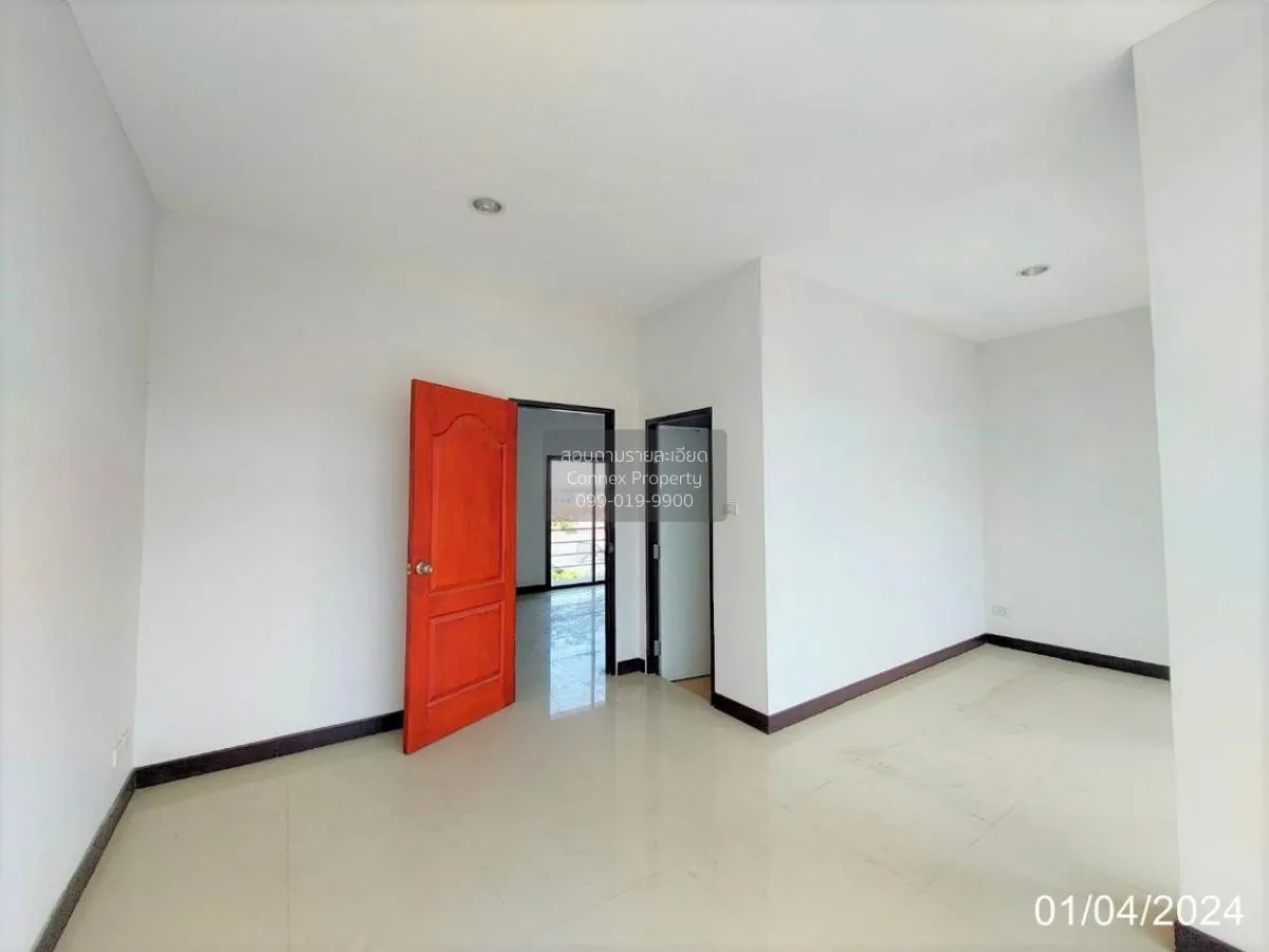 For Sale 3.5-storey Townhouse Nonthaburi Soi Bang Rak Noi 16 , Ba