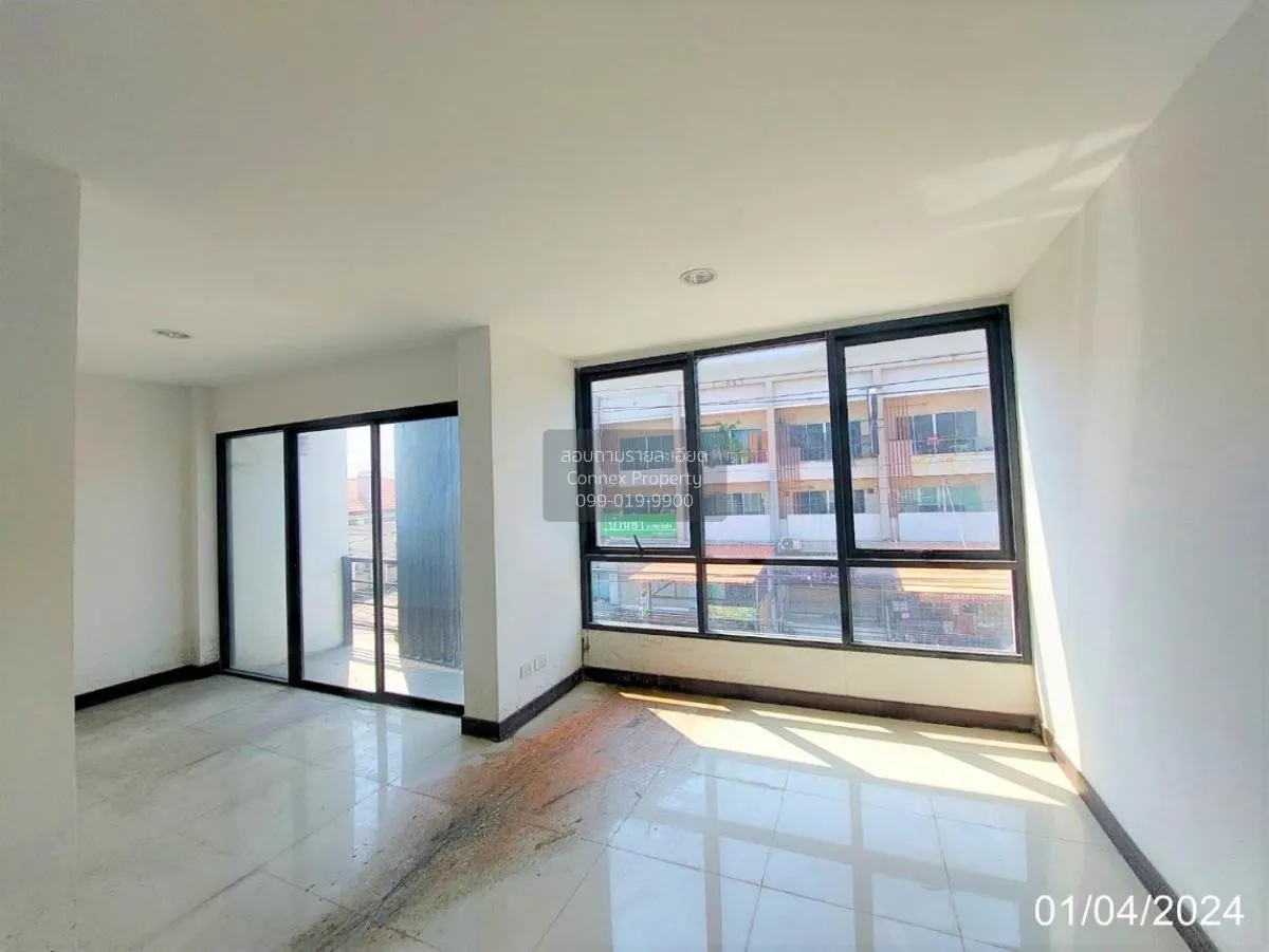 For Sale 3.5-storey Townhouse Nonthaburi Soi Bang Rak Noi 16 , Ba