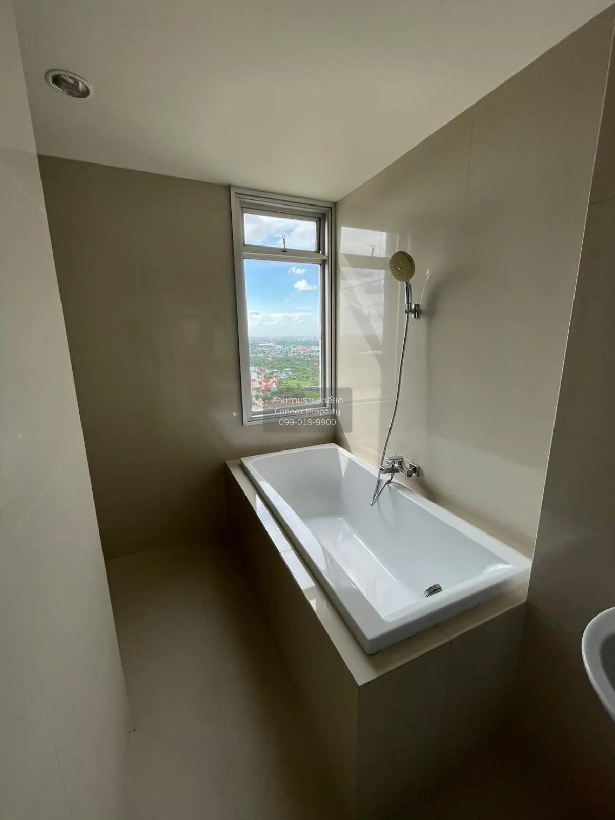 เช่าคอนโด  แมเนอร์ สนามบินน้ำ MRT-สะพานพระนั่งเกล้า บางกระสอ เมือ