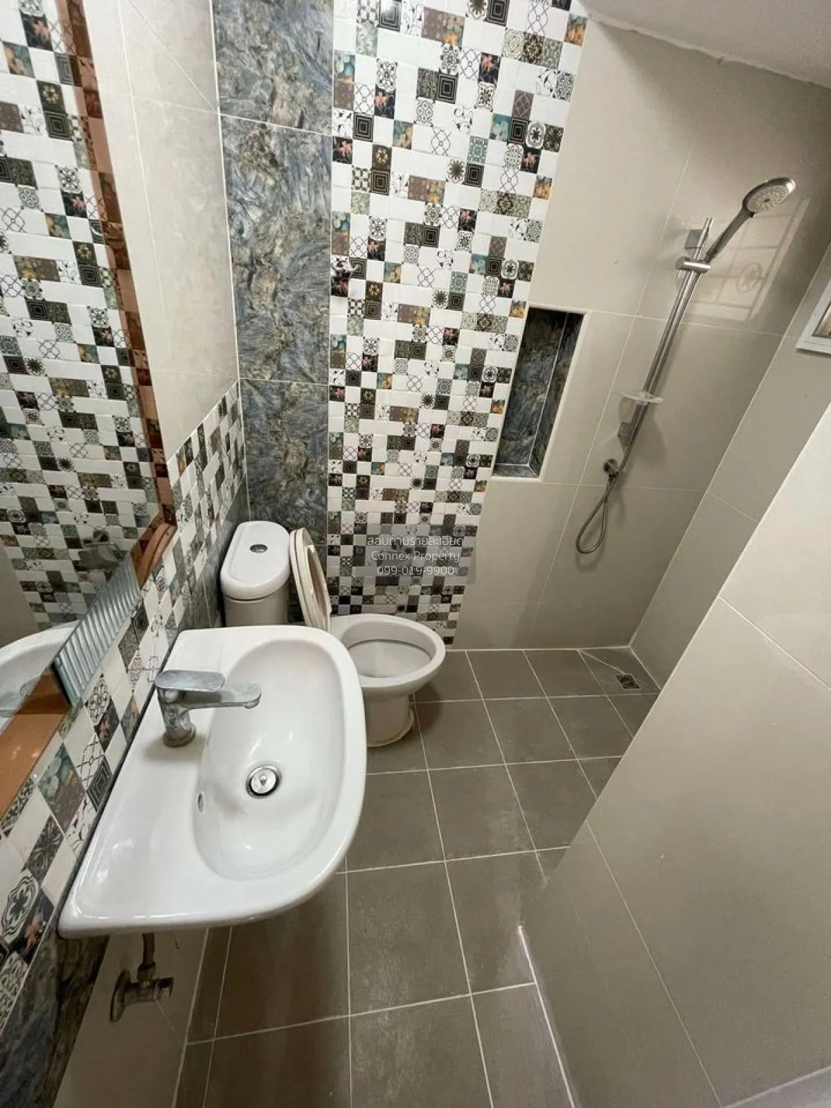 For Sale Townhouse/Townhome  , Golden Town Vibhavadi-Chaengwattan