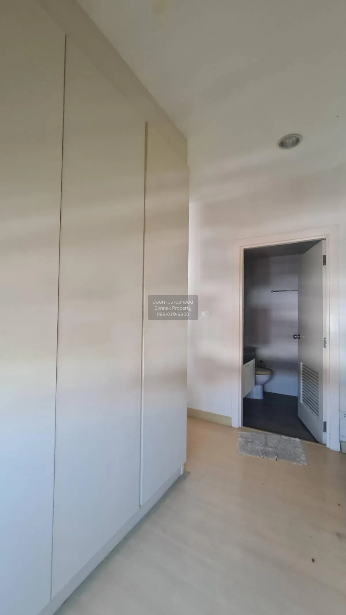 For Sale Townhouse/Townhome  , Taradee Ratchapreuk , corner unit 