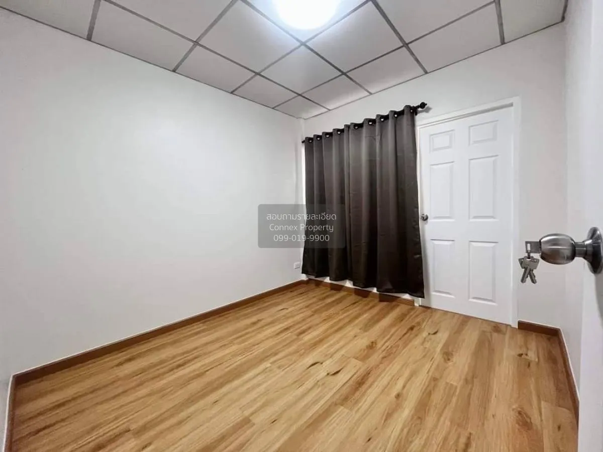 For Sale Townhouse/Townhome  , Sap Mongkhon 1 , newly renovated ,