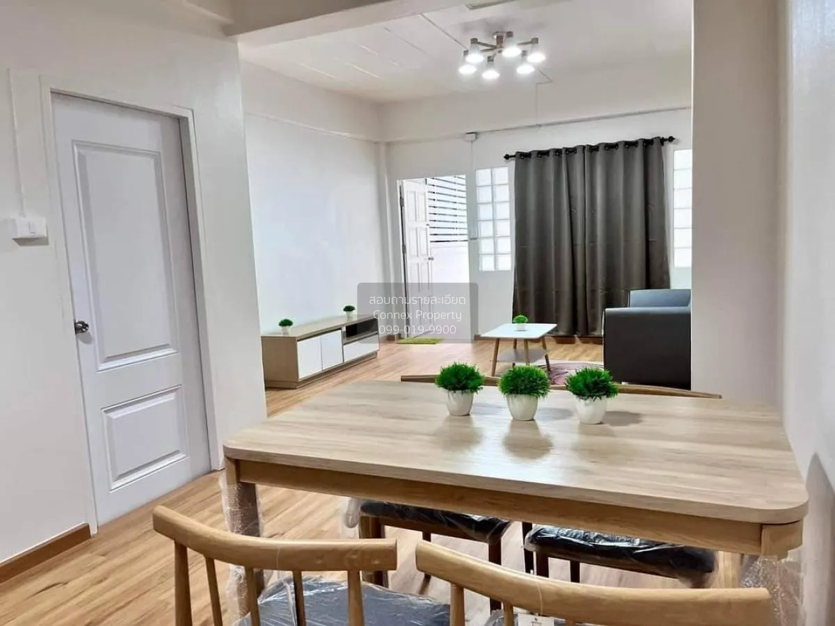 For Sale Townhouse/Townhome  , Sap Mongkhon 1 , newly renovated , 4