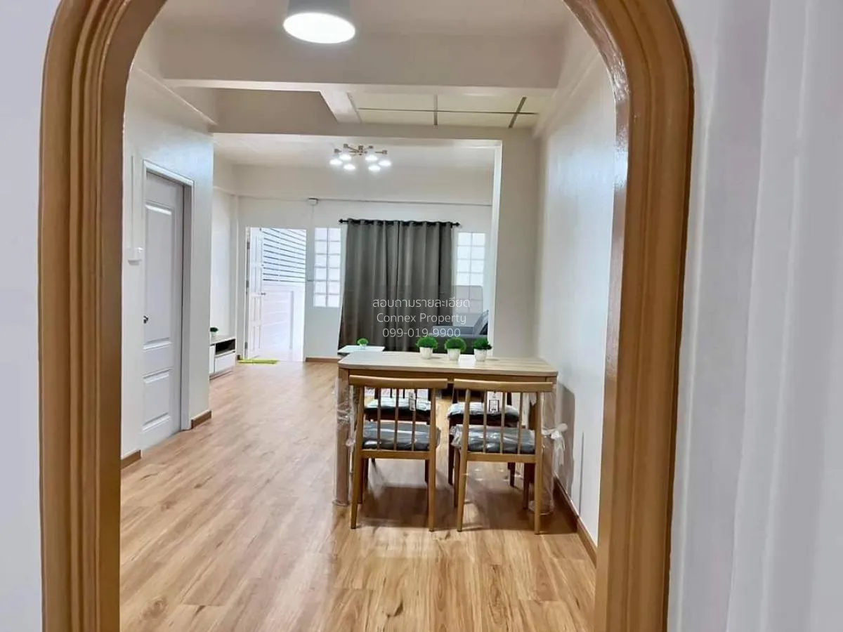 For Sale Townhouse/Townhome  , Sap Mongkhon 1 , newly renovated ,