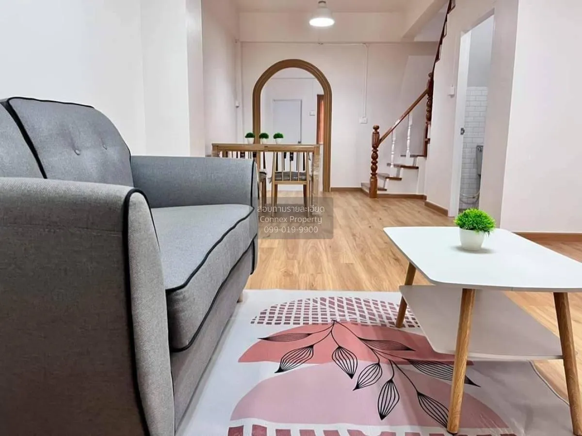 For Sale Townhouse/Townhome  , Sap Mongkhon 1 , newly renovated ,