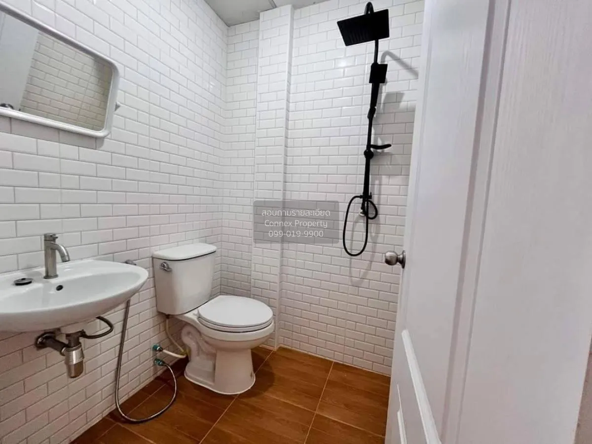 For Sale Townhouse/Townhome  , Sap Mongkhon 1 , newly renovated ,