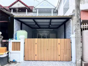 For Sale Townhouse/Townhome  , Sap Mongkhon 1 , newly renovated , Phraek Sa , Mueang Samut Prakan , Samut Prakarn , CX-110041