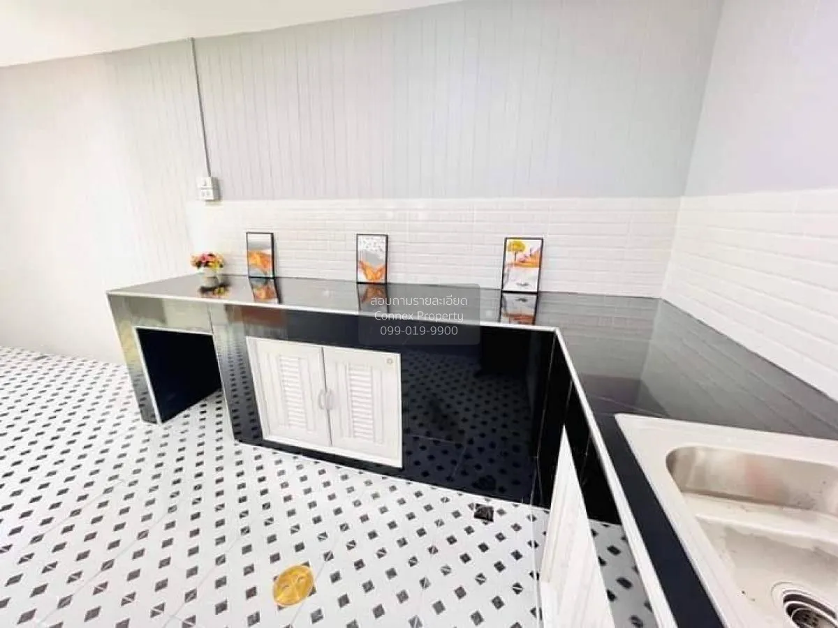 For Sale Townhouse/Townhome  , Baan Monrada 2 , newly renovated ,