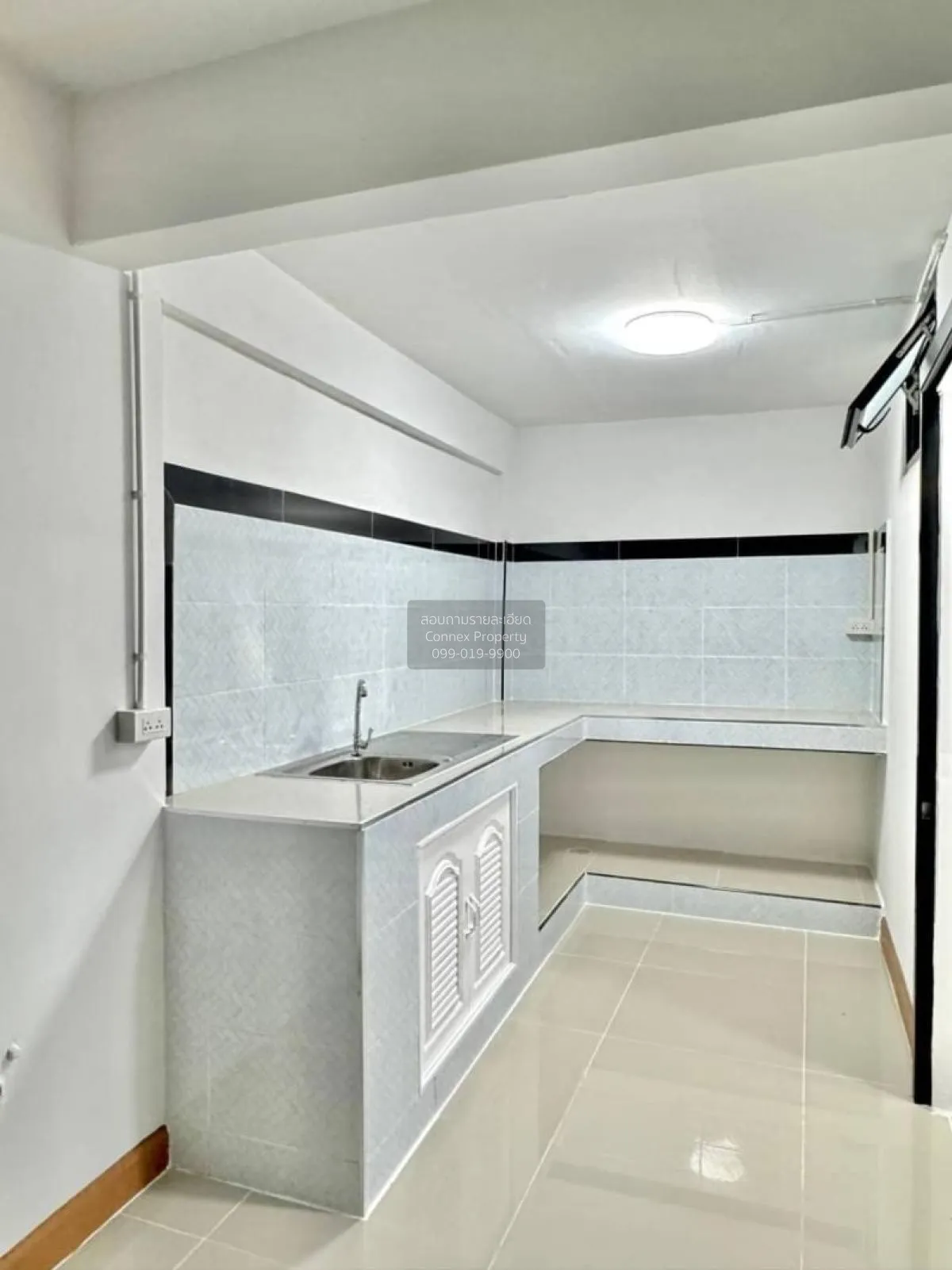 ขายทาวน์เฮ้าส์/ทาวน์โฮม  พฤกษา 3 ซ.วัดลาดปลาดุก ห้องมุม รีโนเวทให