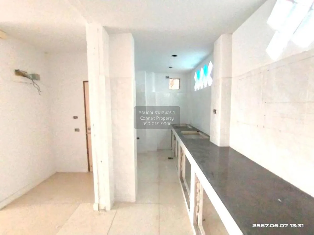 ขายทาวน์เฮ้าส์/ทาวน์โฮม  เดอะ วิลล่า บางบัวทอง บางบัวทอง บางบัวทอ