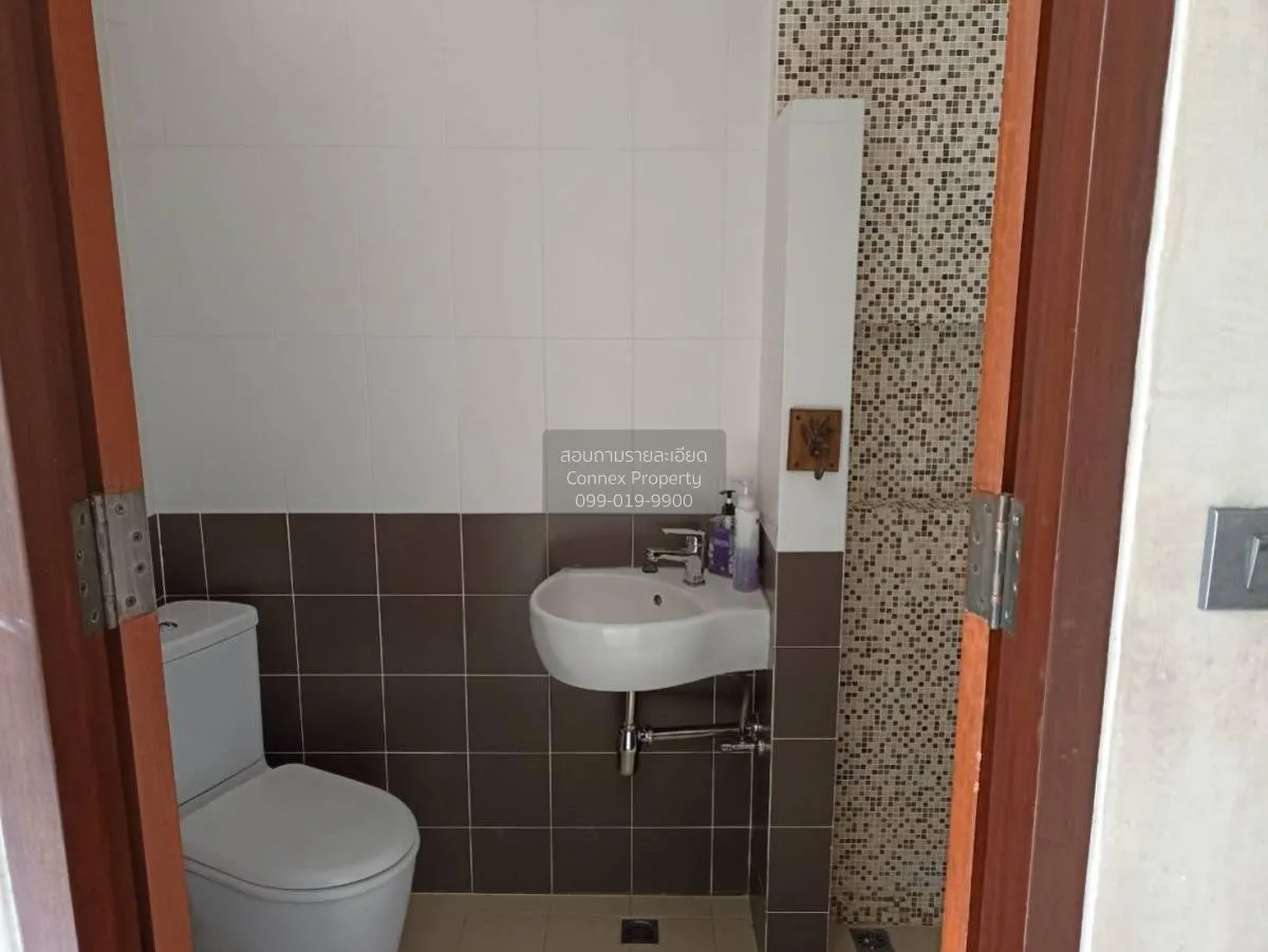 For Rent Townhouse/Townhome  , Yoo Charoen 29 , Sam Saen Nok , Hu