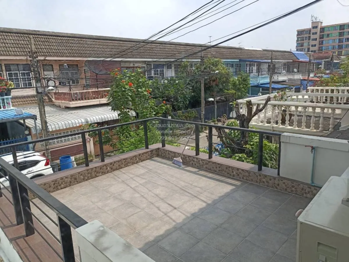 For Rent Townhouse/Townhome  , Yoo Charoen 29 , Sam Saen Nok , Hu